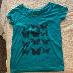 American Eagle turquoise butterfly graphic T-shirt